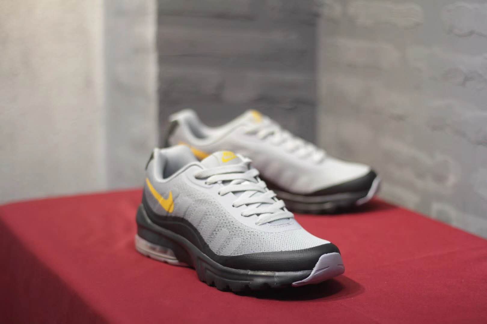 Nike Air Max Invigor Print 95 White Black Yellow Shoes